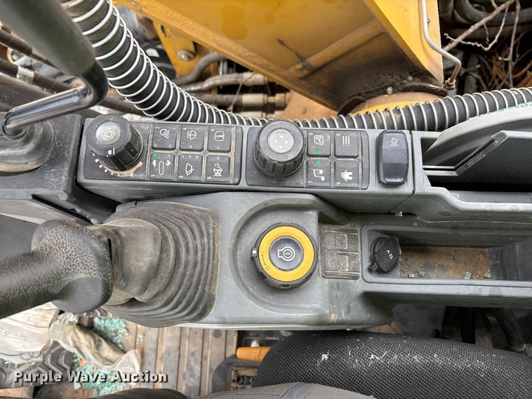 image for item YA2010 2022 Caterpillar 315 GC excavator