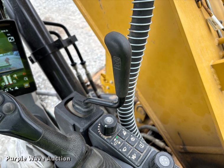 image for item YA2010 2022 Caterpillar 315 GC excavator