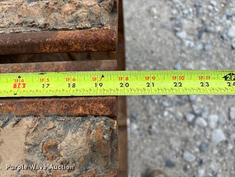 image for item YA2010 2022 Caterpillar 315 GC excavator