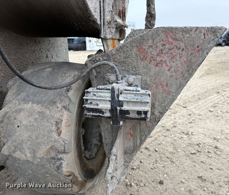 image for item YA2018 2007 Ditch Witch Zahn R300 concrete mixer / buggy