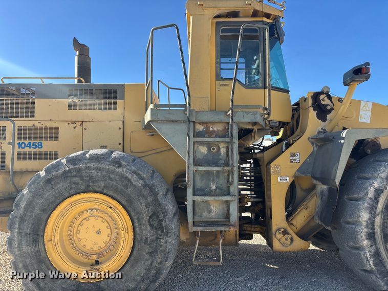 image for item YA2025 1999 Komatsu WA600-3 wheel loader