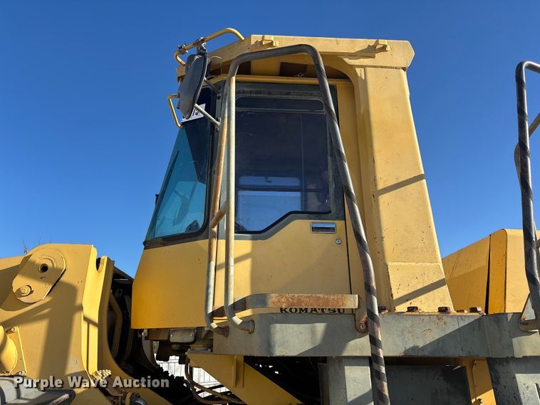 image for item YA2025 1999 Komatsu WA600-3 wheel loader