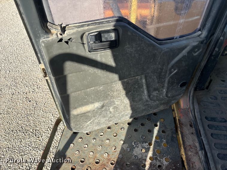 image for item YA2025 1999 Komatsu WA600-3 wheel loader