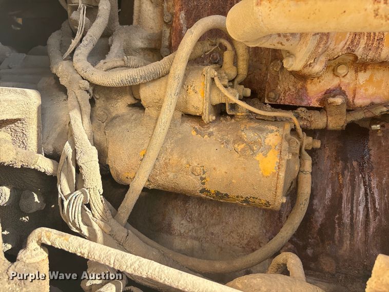 image for item YA2025 1999 Komatsu WA600-3 wheel loader