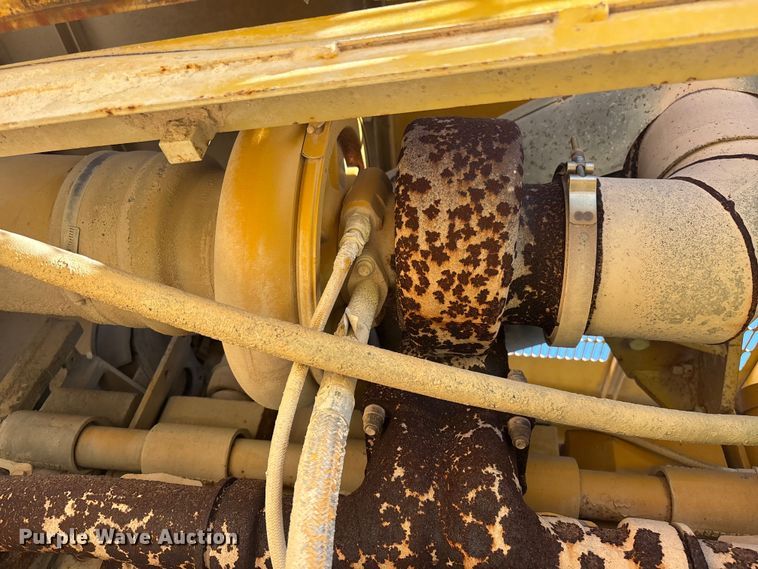 image for item YA2025 1999 Komatsu WA600-3 wheel loader