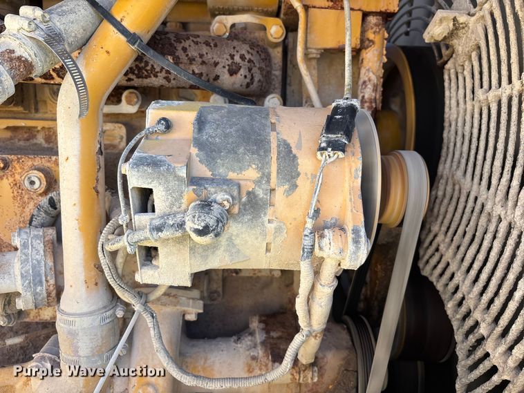 image for item YA2025 1999 Komatsu WA600-3 wheel loader