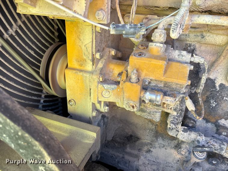 image for item YA2025 1999 Komatsu WA600-3 wheel loader