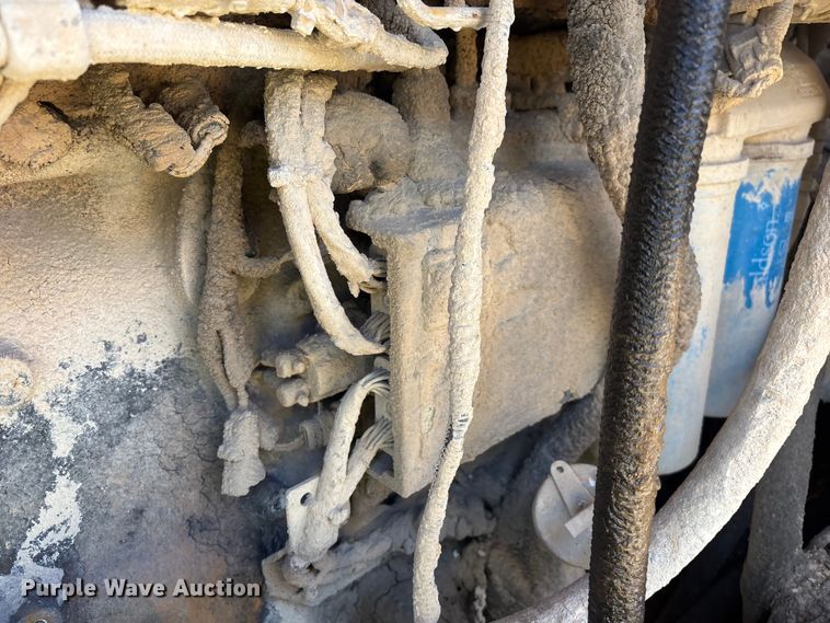 image for item YA2025 1999 Komatsu WA600-3 wheel loader