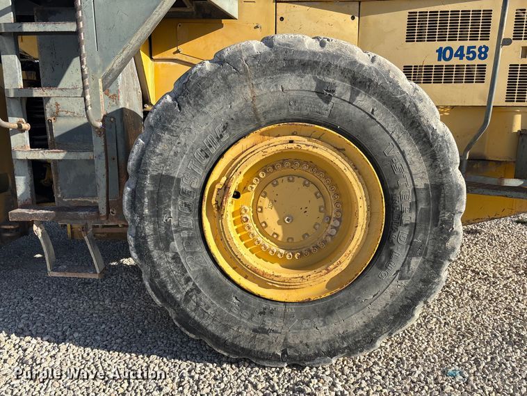 image for item YA2025 1999 Komatsu WA600-3 wheel loader