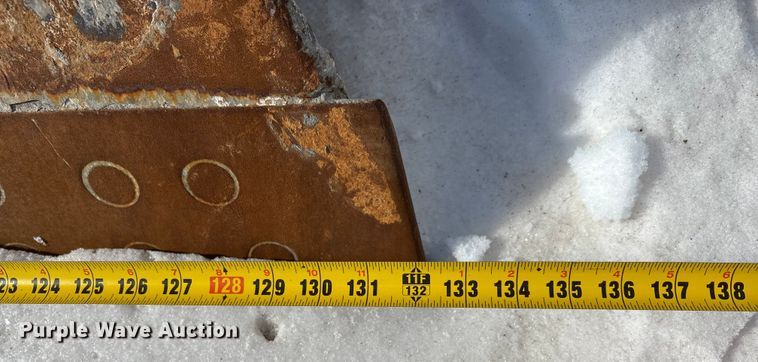 image for item YA2026 2006 John Deere 700J LGP dozer