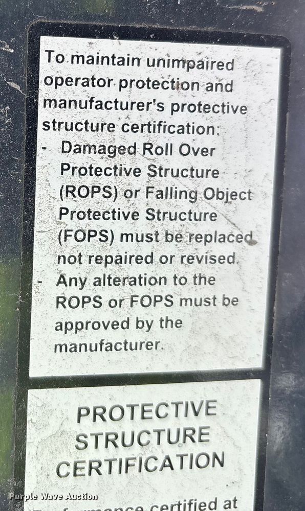 image for item YA2026 2006 John Deere 700J LGP dozer