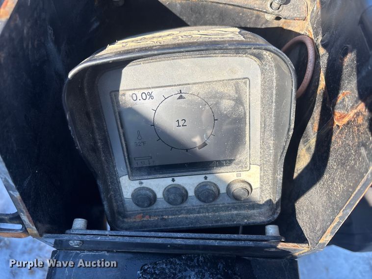 image for item YA2035 2017 Ditch Witch JT5 directional boring unit