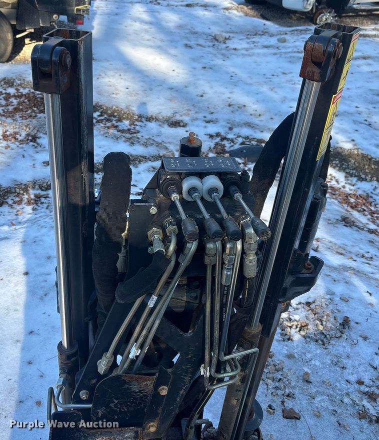 image for item YA2036 2017 Ditch Witch JT5 directional boring unit