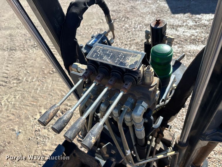 image for item YA2037 2017 Ditch Witch JT5 directional boring unit