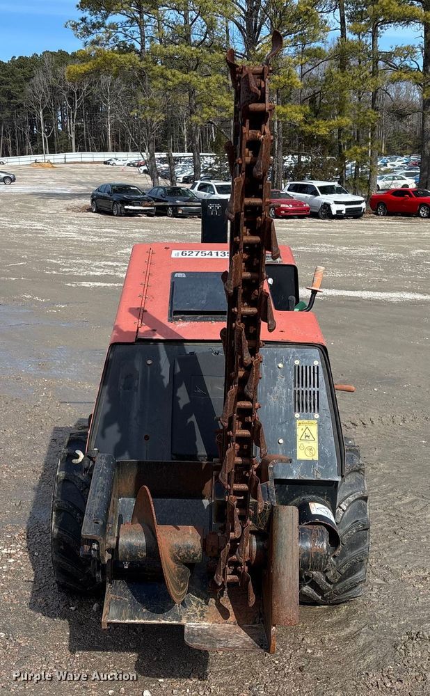 image for item YA2038 2015 Ditch Witch 410SX trencher