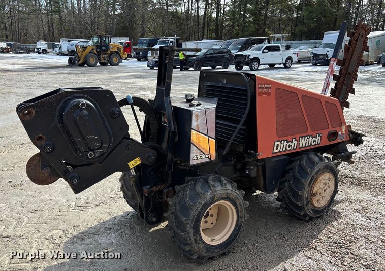 image for item YA2038 2015 Ditch Witch 410SX trencher