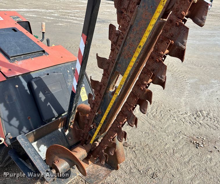 image for item YA2038 2015 Ditch Witch 410SX trencher
