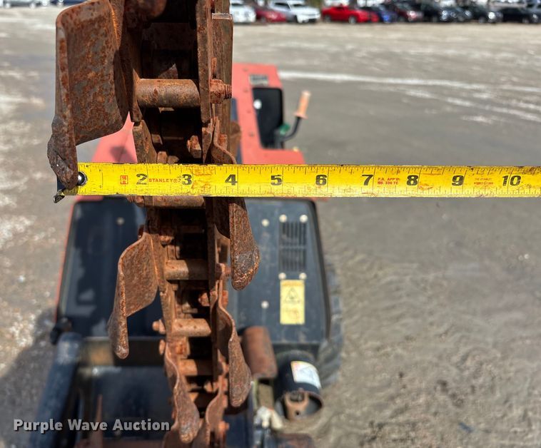 image for item YA2038 2015 Ditch Witch 410SX trencher