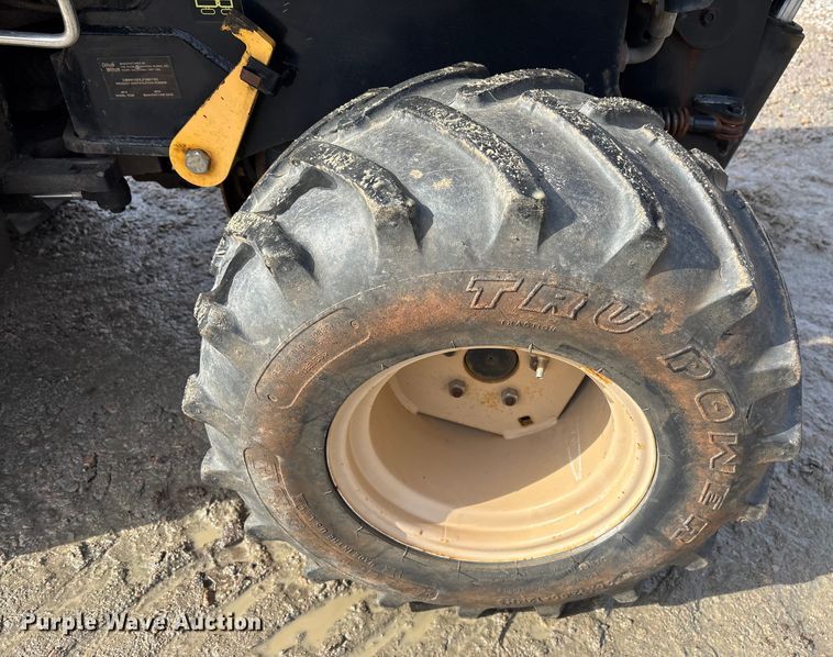 image for item YA2038 2015 Ditch Witch 410SX trencher