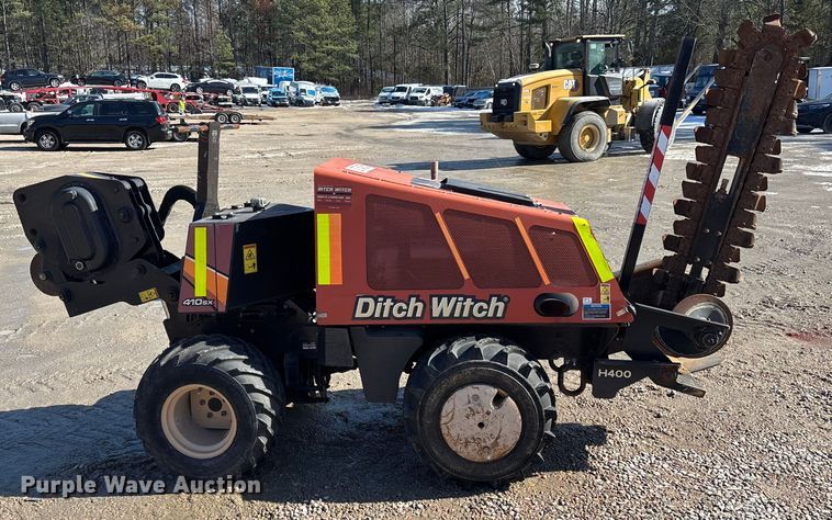 image for item YA2039 2015 Ditch Witch 410SX trencher