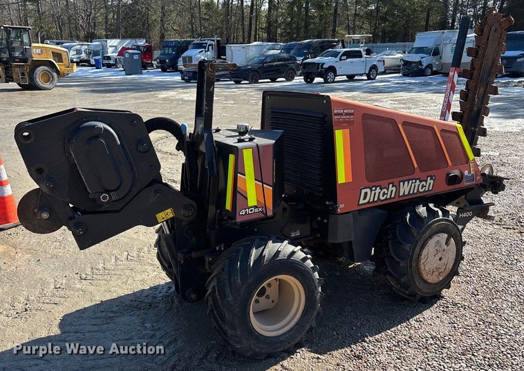 image for item YA2039 2015 Ditch Witch 410SX trencher