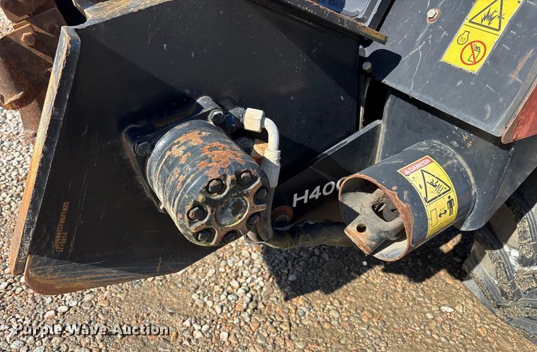 image for item YA2039 2015 Ditch Witch 410SX trencher