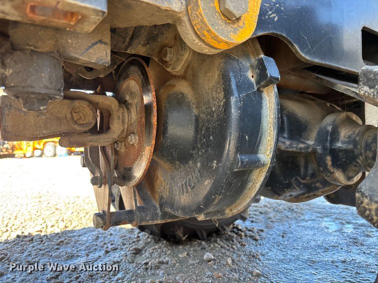 image for item YA2039 2015 Ditch Witch 410SX trencher