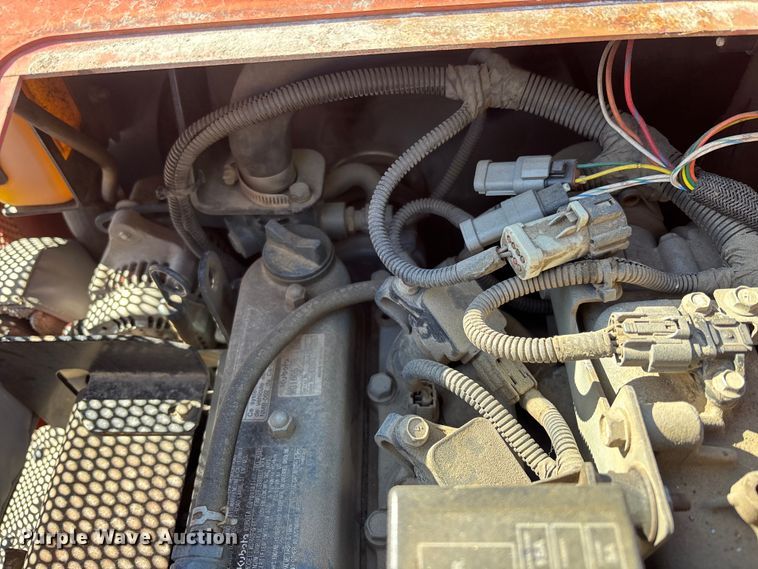 image for item YA2039 2015 Ditch Witch 410SX trencher