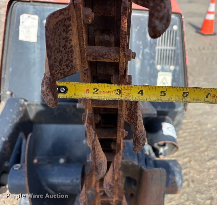 image for item YA2040 2015 Ditch Witch 410SX trencher