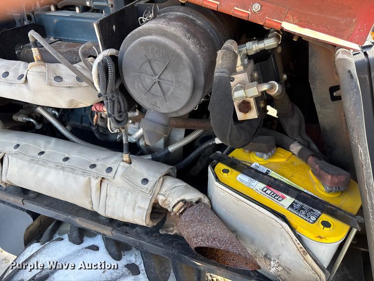 image for item YA2040 2015 Ditch Witch 410SX trencher