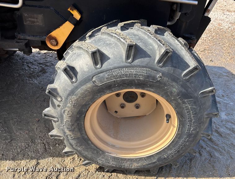 image for item YA2040 2015 Ditch Witch 410SX trencher