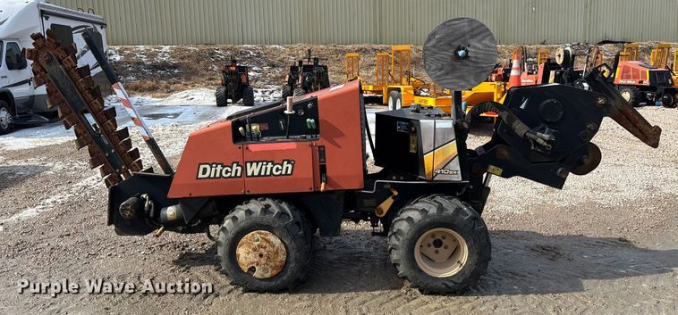image for item YA2041 2015 Ditch Witch 410SX trencher