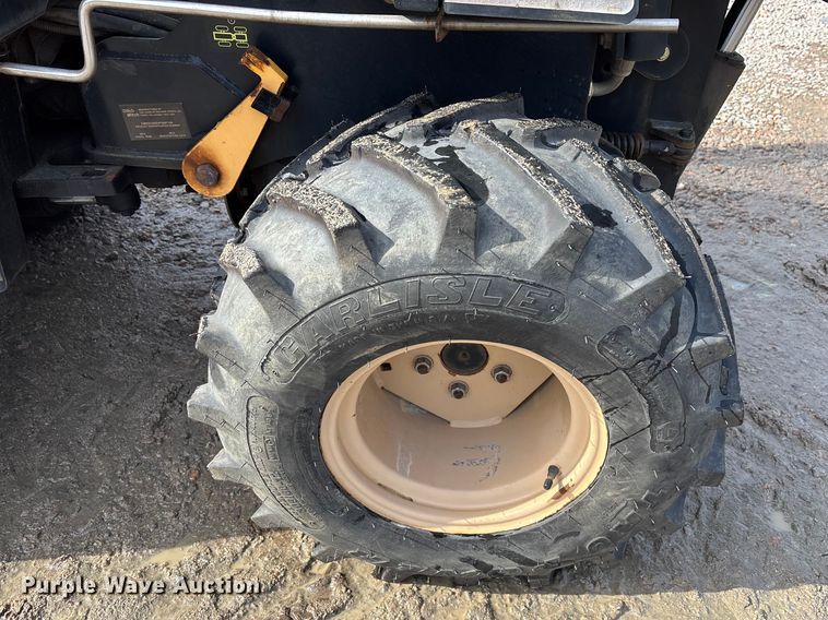 image for item YA2041 2015 Ditch Witch 410SX trencher