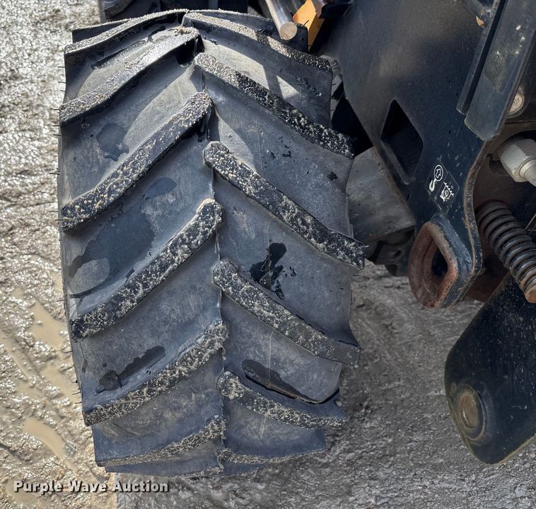 image for item YA2041 2015 Ditch Witch 410SX trencher