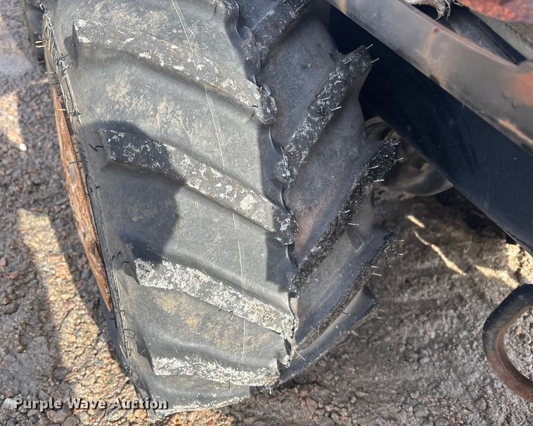 image for item YA2041 2015 Ditch Witch 410SX trencher