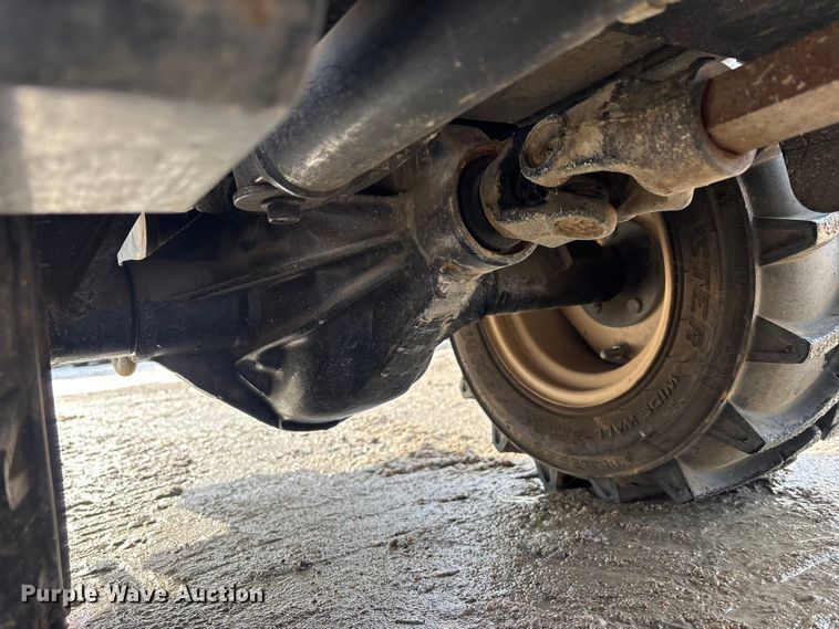 image for item YA2042 2017 Ditch Witch 410SX trencher