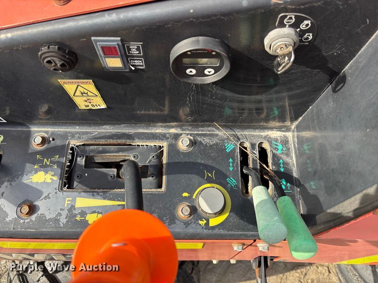 image for item YA2042 2017 Ditch Witch 410SX trencher