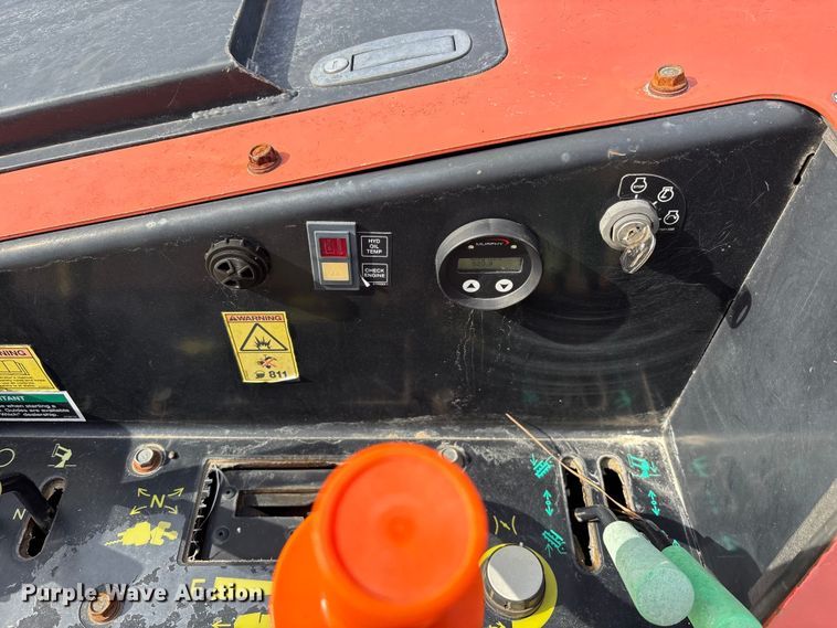 image for item YA2042 2017 Ditch Witch 410SX trencher