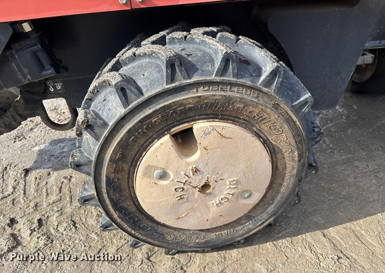 image for item YA2042 2017 Ditch Witch 410SX trencher