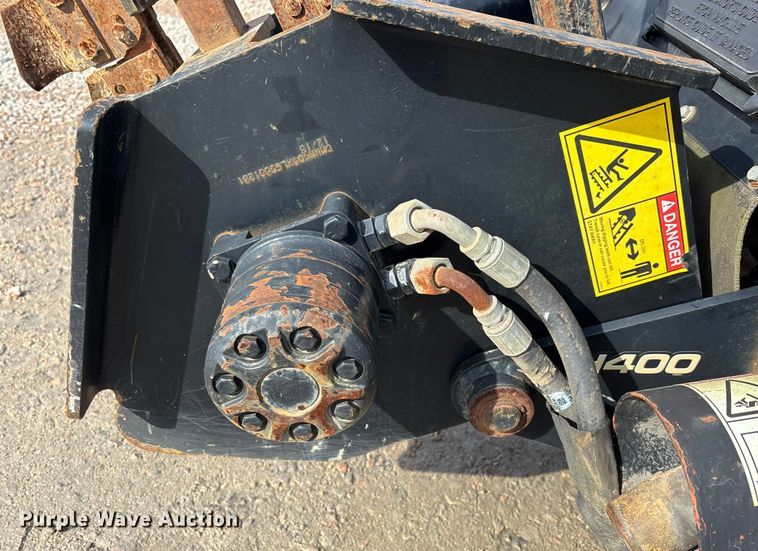 image for item YA2043 2016 Ditch Witch 410SX trencher