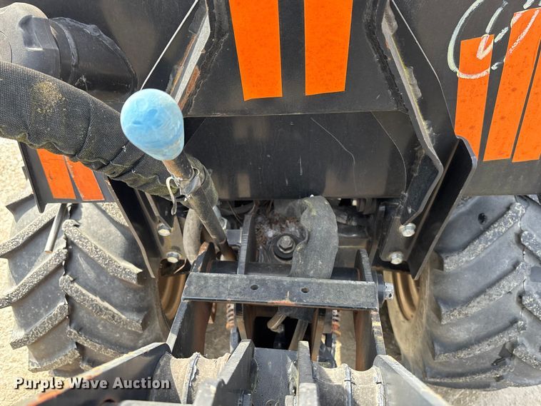 image for item YA2043 2016 Ditch Witch 410SX trencher