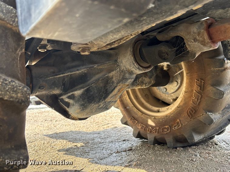 image for item YA2043 2016 Ditch Witch 410SX trencher