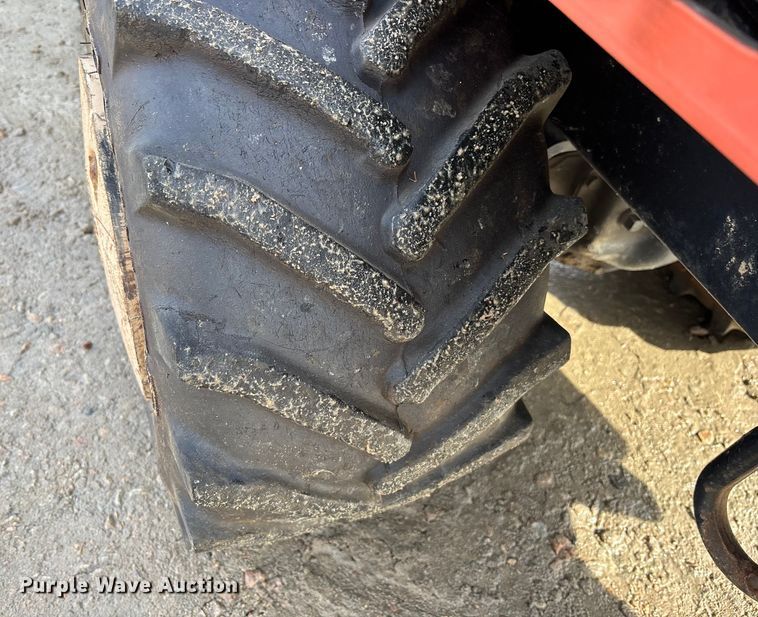 image for item YA2043 2016 Ditch Witch 410SX trencher