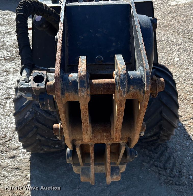 image for item YA2044 2016 Ditch Witch 410SX trencher