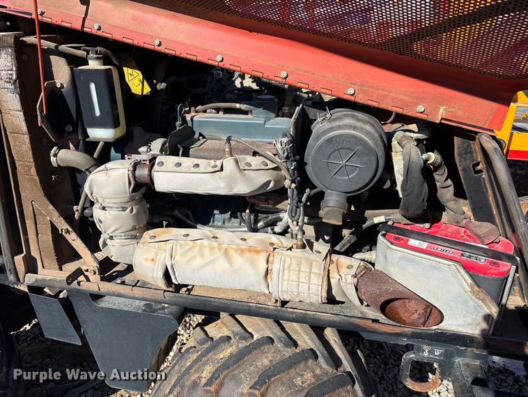 image for item YA2044 2016 Ditch Witch 410SX trencher