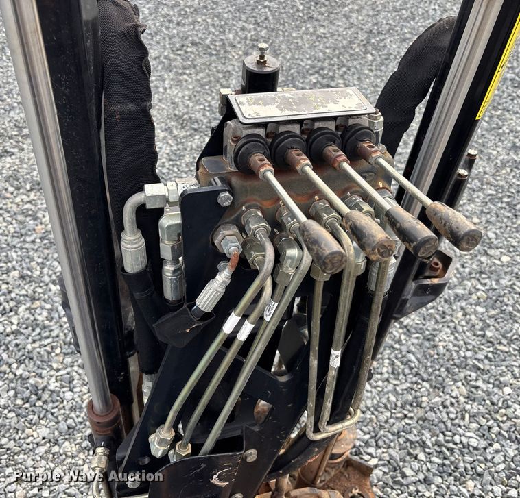 image for item YA2046 2017 Ditch Witch JT5 directional boring unit