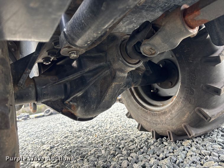 image for item YA2047 2016 Ditch Witch 410SX trencher