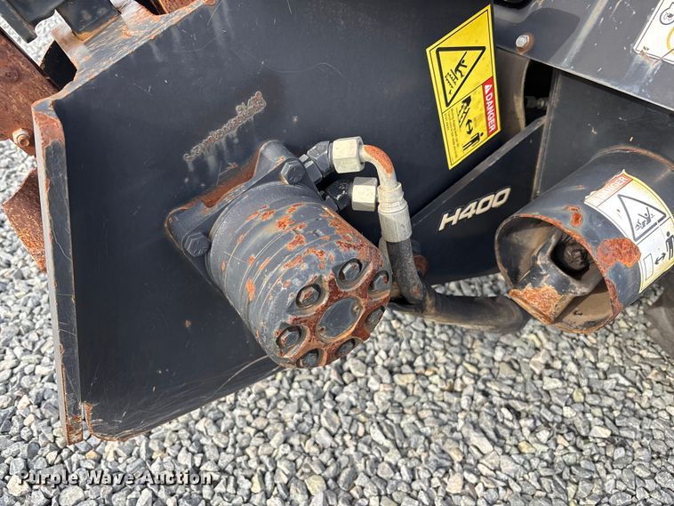 image for item YA2047 2016 Ditch Witch 410SX trencher