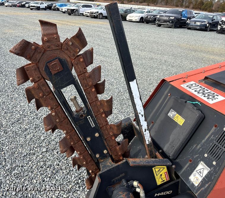 image for item YA2047 2016 Ditch Witch 410SX trencher