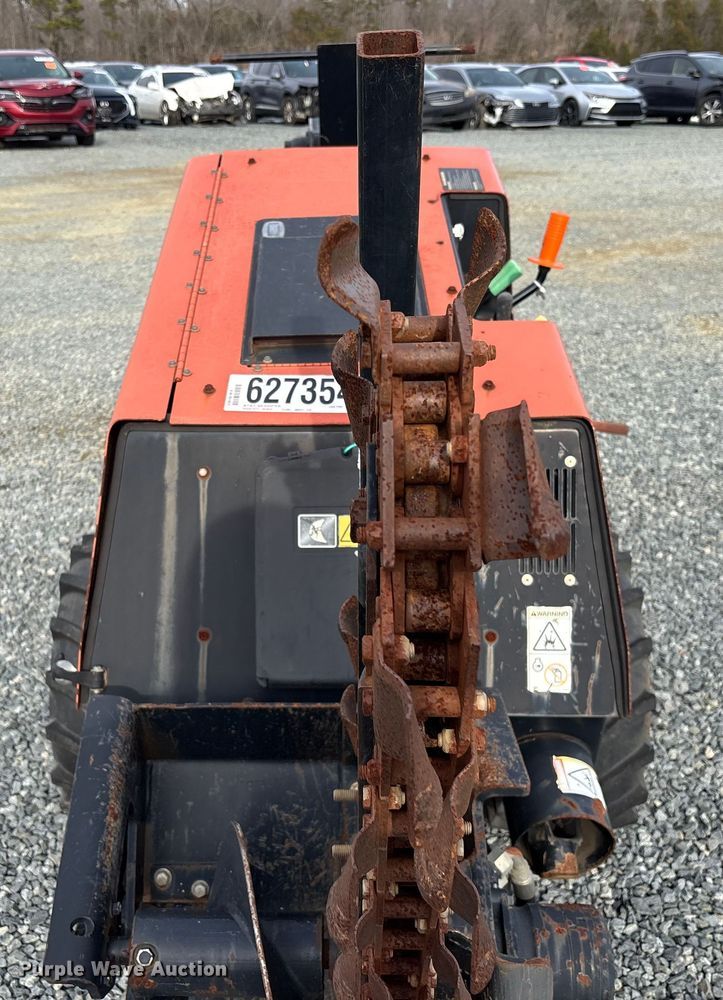 image for item YA2047 2016 Ditch Witch 410SX trencher